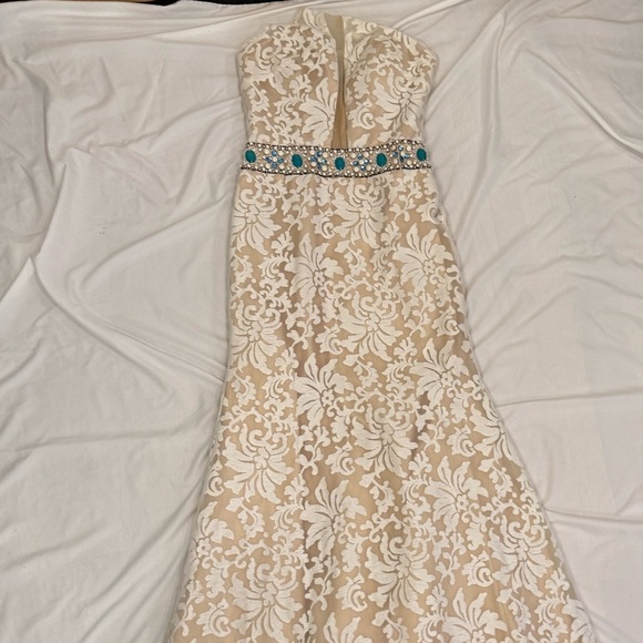 Nina Canacci Cream Blue Beaded Lace Embroidered Mermaid Event wedding Dress Sz 6 - Picture 3 of 16